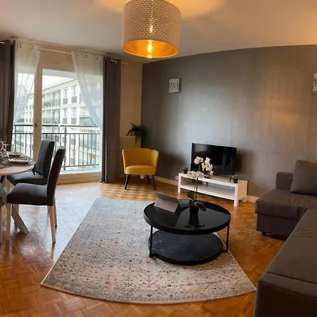 Apartament A *
